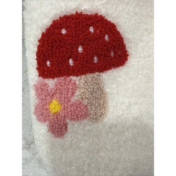 Born RETRO MUSHROOM Embroidered Ladies M/L Size 7-10 Slippers House Shoes NEW - Picture 4 of 6